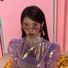 IU